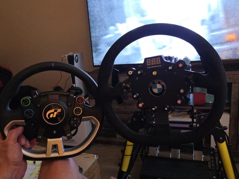 Fanatec ClubSport  GT2 V2 ステアリング ClubSport Steering Wheel BMW M3 GT2 V2 + QR2 Wheel-side
