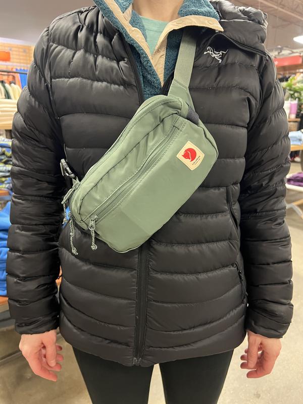 Fjallraven high coast hip pack dark grey sale