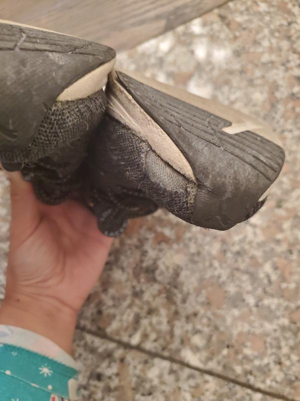 Falling apart from the front !