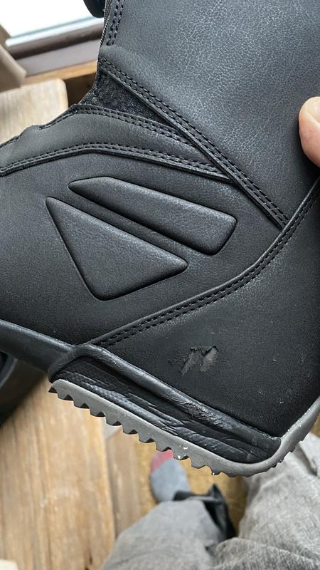 Just happened to take a photo to show a friend. This type of marking is everywhere after a couple days on the hills.