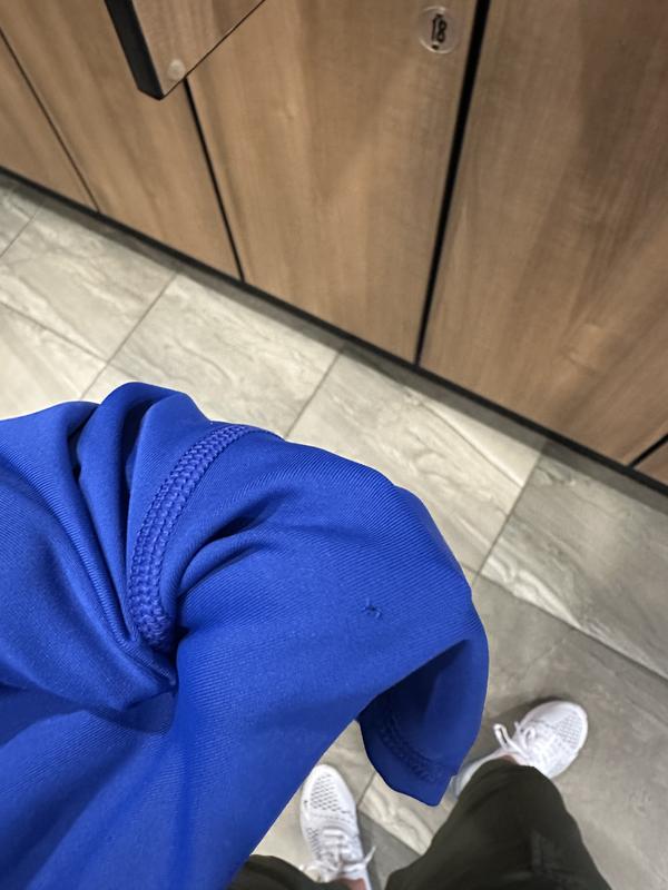 Hole appears bigger when leggings are on.