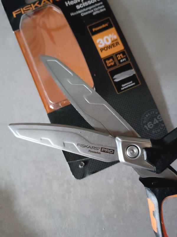 Ciseaux ergonomiques et robustes Fiskars PowerArc