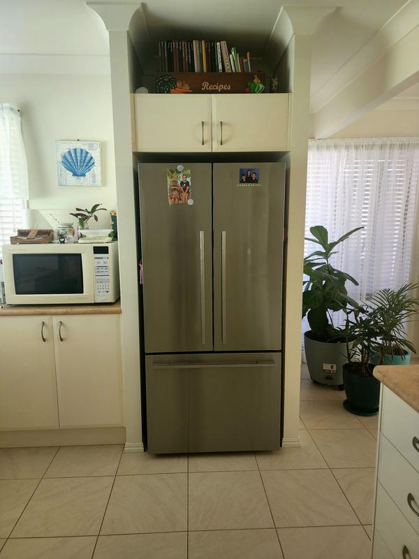 487L Series 7 French Door Refrigerator Freezer - RF522ADX5
