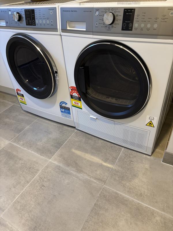 Front Loader Washing Machine, 8kg with Steam Refresh