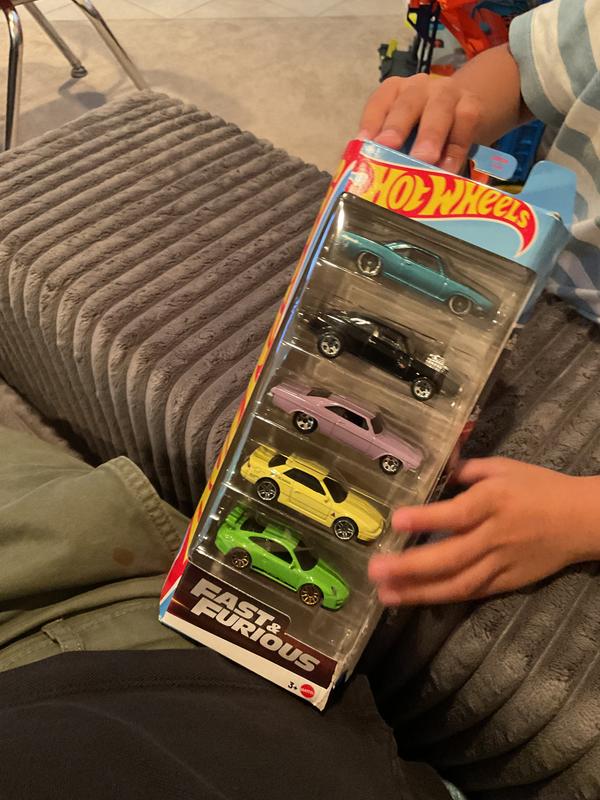 Review Thumbnail Image 0 245557801