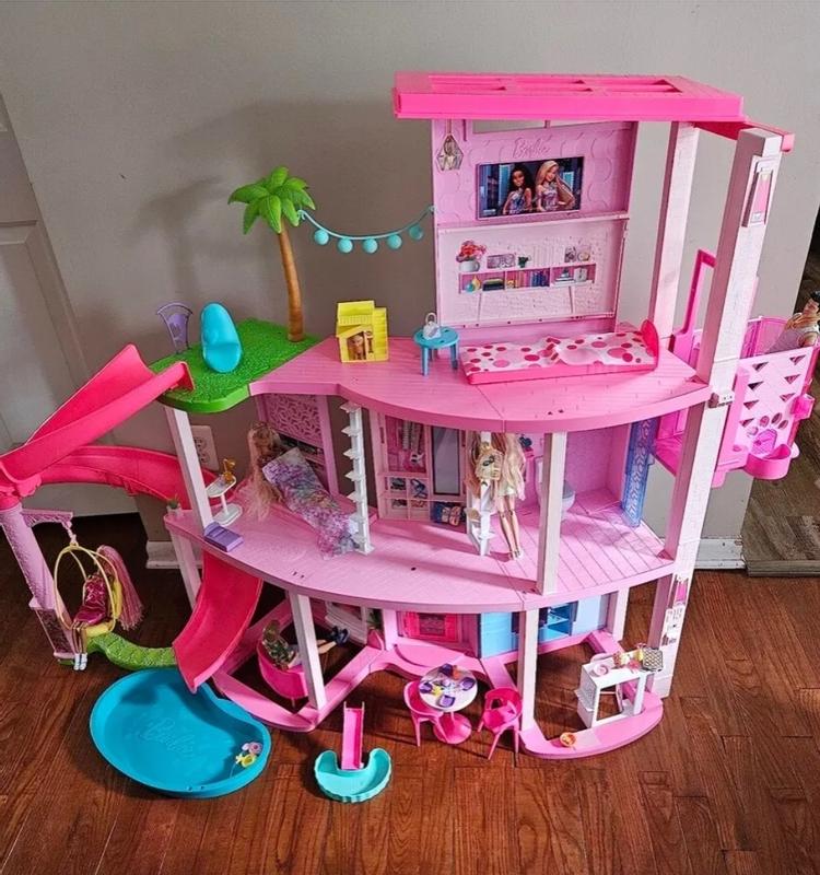 Myer store barbie house