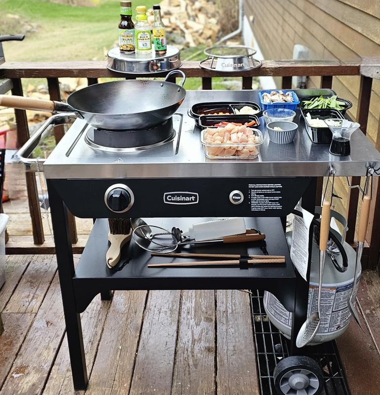 Wok station and accessories