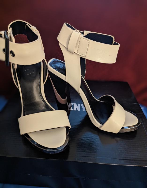 Review Thumbnail Image 1 249836897