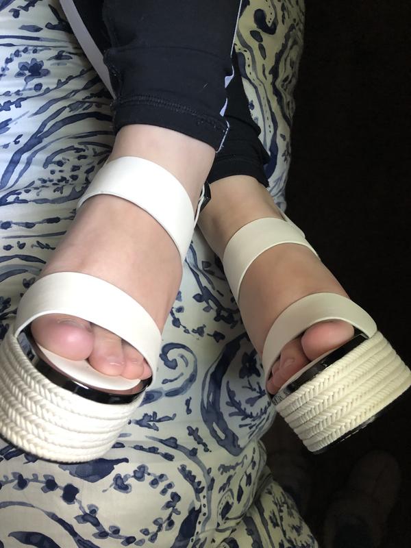 Review Thumbnail Image 0 247613176