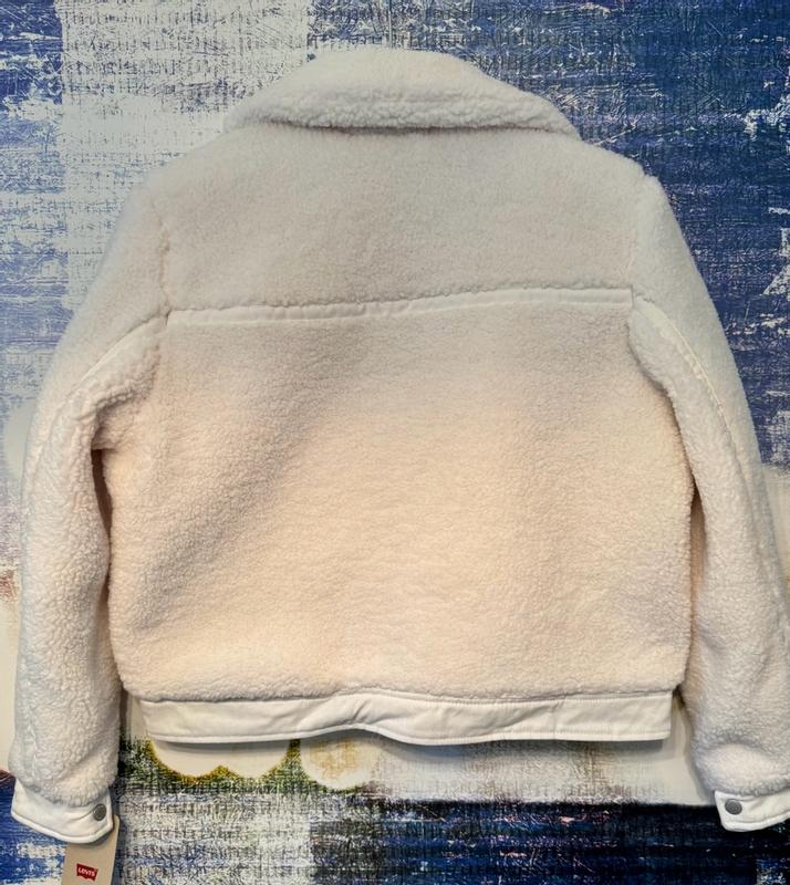 Review Thumbnail Image 1 373248511