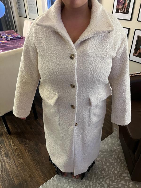 Review Thumbnail Image 0 375250775