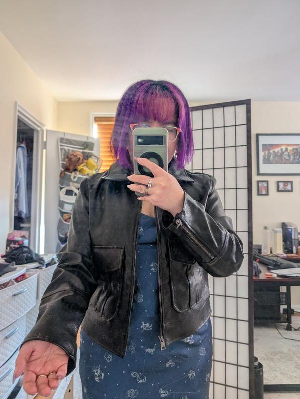 Review Thumbnail Image 1 379373348