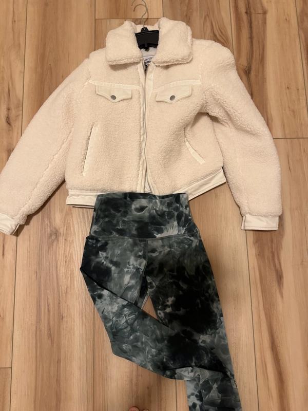 Review Thumbnail Image 1 374776213