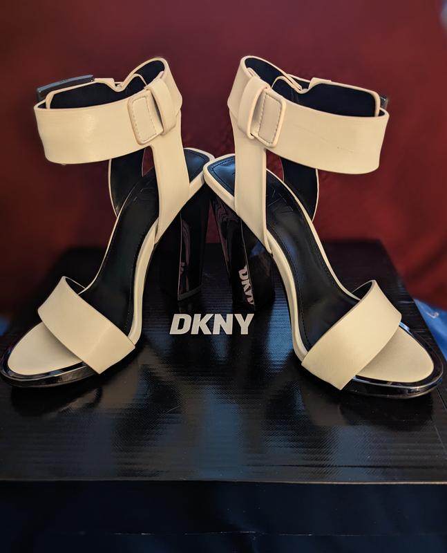 Review Thumbnail Image 0 249836897