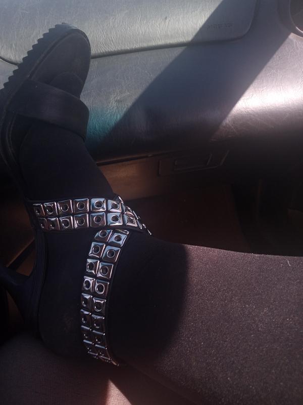 Review Thumbnail Image 0 245128565