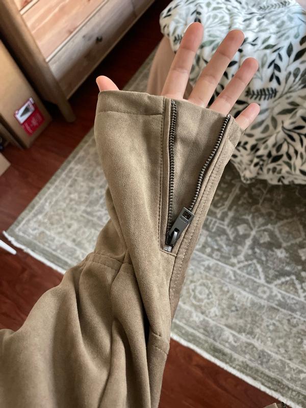 Review Thumbnail Image 0 373957595