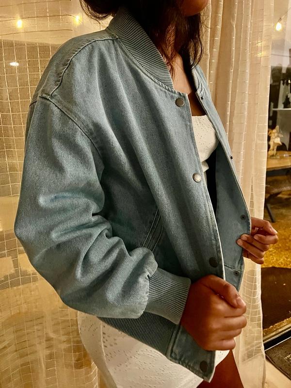 Review Thumbnail Image 0 346826193