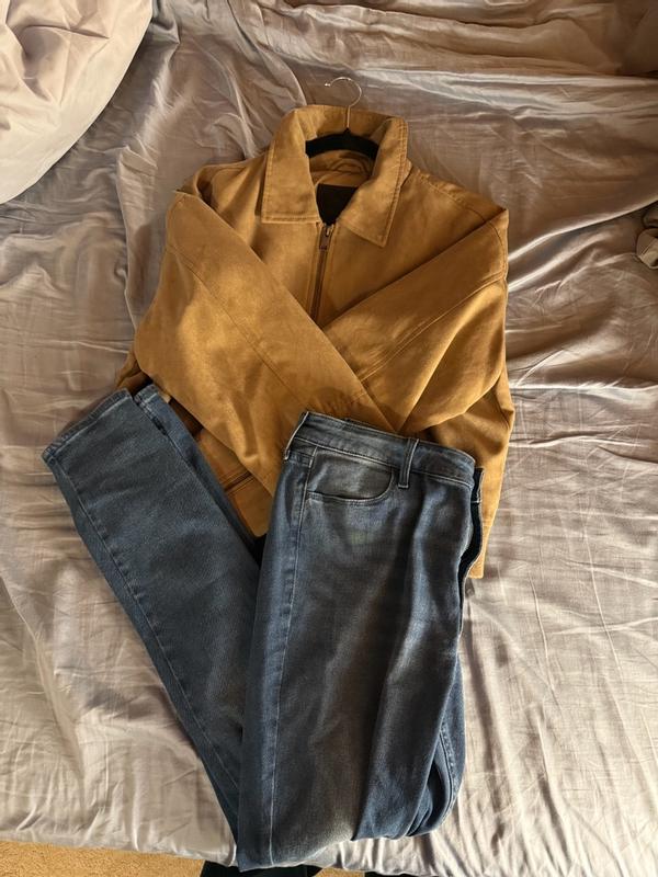 Review Thumbnail Image 1 374090457