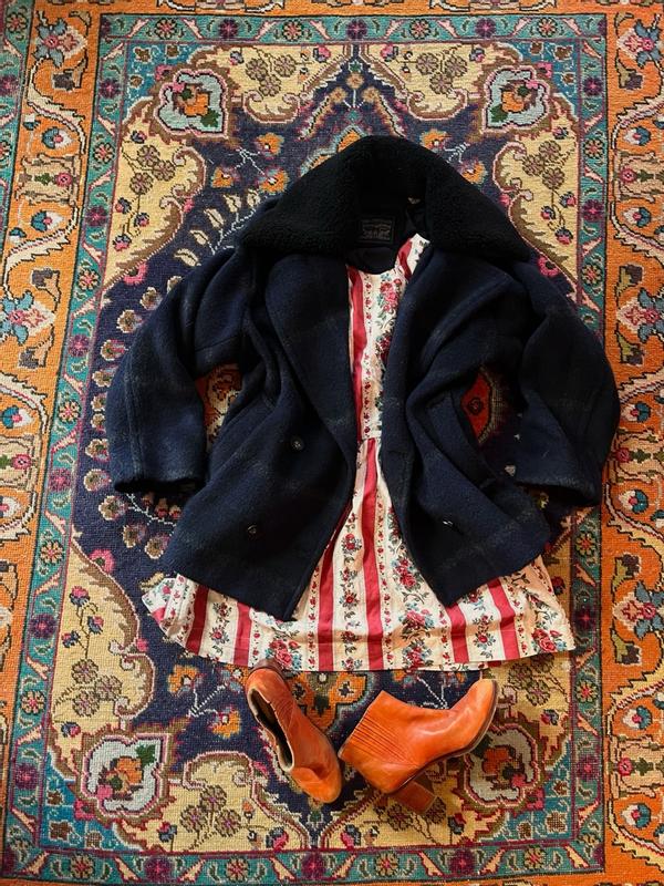 Review Thumbnail Image 1 373684607