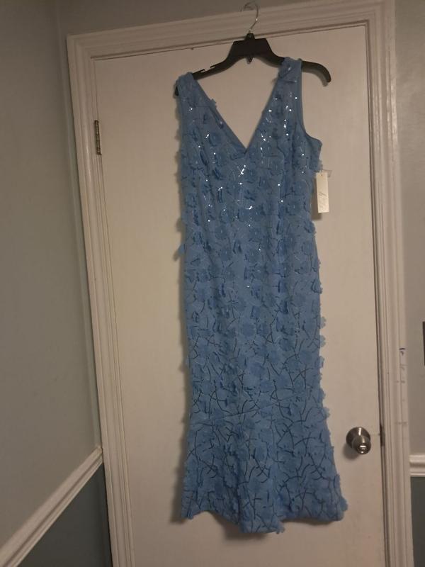 Review Thumbnail Image 0 374934436