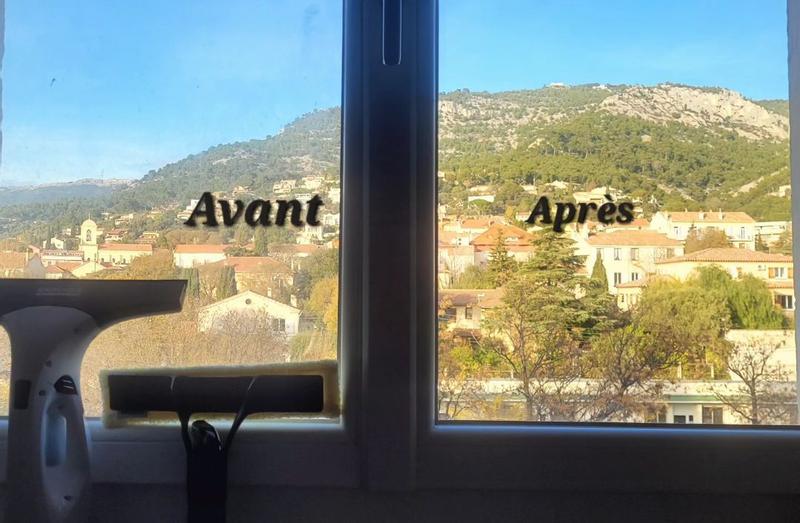 Ouvrir la fenêtre modale de l'avis 1 sur 2