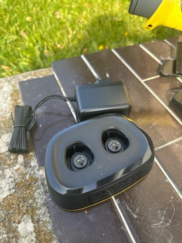 Kärcher Fast charger Fast Charger Duo Battery Power 4 V, max. charging current: 2 x 2.5 A, LED display, charging time 2 batteries