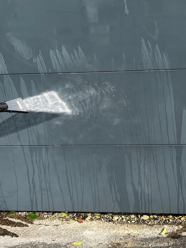 Ouvrir la fenêtre modale de l'avis 1 sur 3