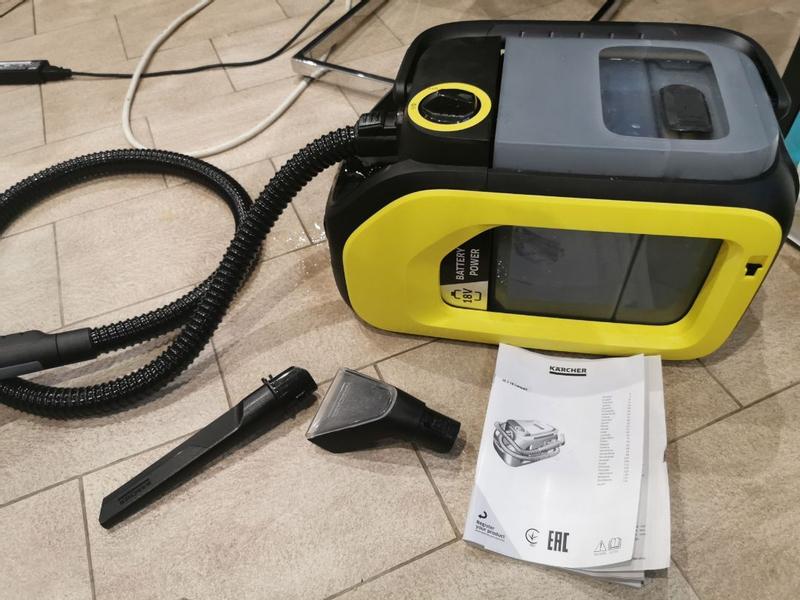 KARCHER Aspirapolvere Lavatappeti senza Filo Potenza 18V - 1.081-500.0 SE  3-18 Compact