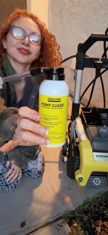 Kärcher Pump Guard – Anti-Freeze Protection & Lubrication Formula For Pressure Washers – 95589980, Biodegradable Liquid, Lemon Scent