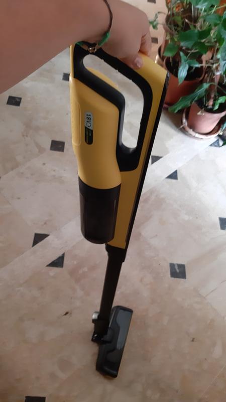 Aspirapolvere senza filo VC 4s Cordless, Scopa elettrica senza fili,  Aspirapolvere senza sacco Kärcher