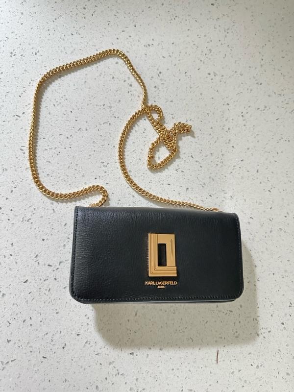 Review Thumbnail Image 1 323579770