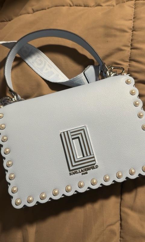 Review Thumbnail Image 0 374834928