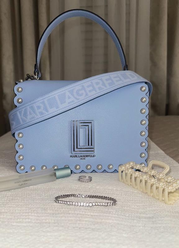 Review Thumbnail Image 1 372484187