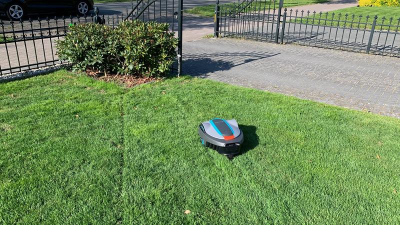 Robotmaaiers: Een Prachtige Geschenkoptie Beschikbaar bij Gardena tuingereedschapwinkel
