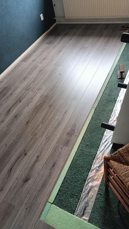 LOGIC PACK PE Schuimfolie op rol voor verpakking 3 mm 50 m² te gebruiken als Isolatiemat Laminaat- en parketondervloer eenvoudig te snijden - 0.5 m x 100 m 1 rol