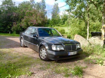 mercedes-benz e-class 1994 Image - 7583094