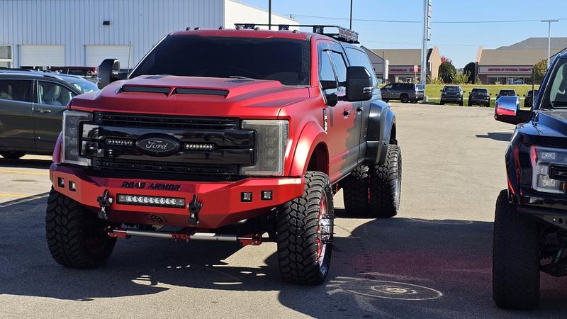 ford f450-super-duty-crew-cab 2022 Image - 36129305