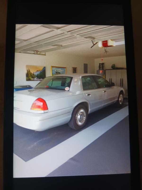 ford crown-victoria 2010 Image - 47526515