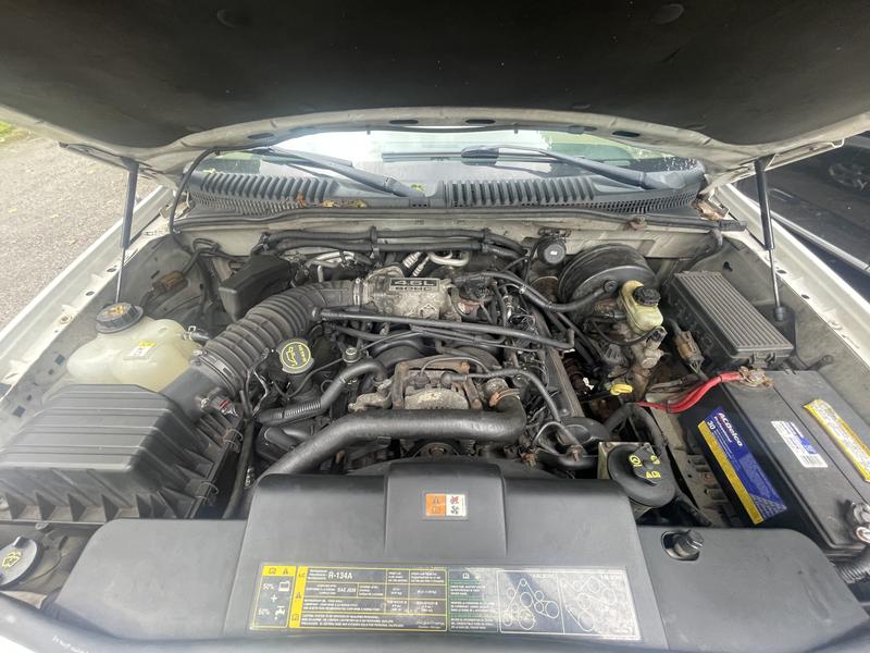 ford explorer 2005 Image - 41449858