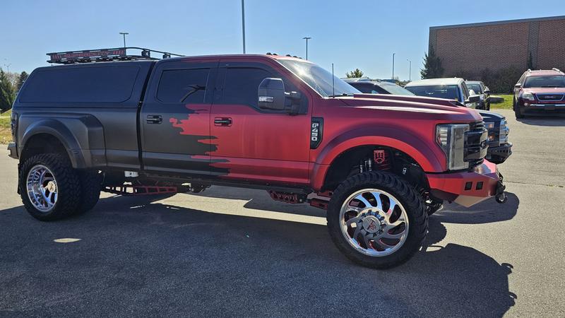 ford f450-super-duty-crew-cab 2022 Image - 36129303