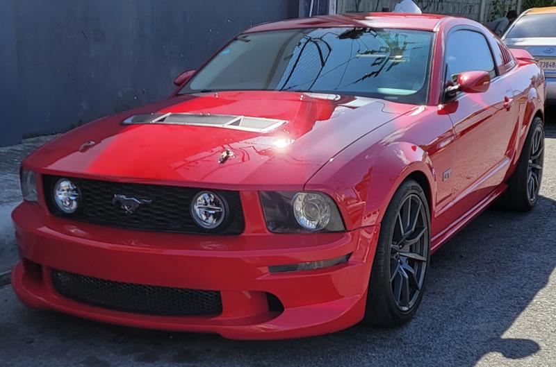 ford mustang 2005 Image - 37128390