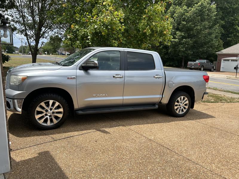 toyota tundra-double-cab 2012 Image - 37074075