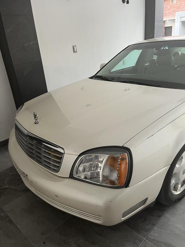 cadillac deville 2000 Image - 45492783