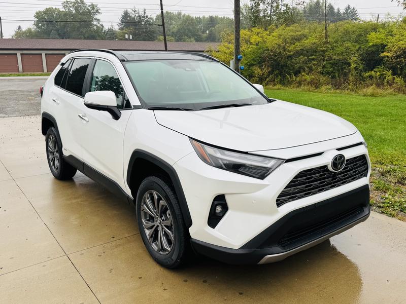 toyota rav4-plug-in-hybrid 2025 Image - 47596165