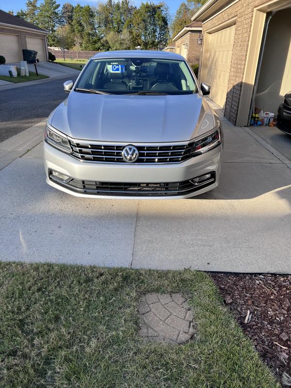 volkswagen passat 2018 Image - 37068523