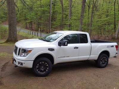 nissan titan-xd-king-cab 2019 Image - 11295270