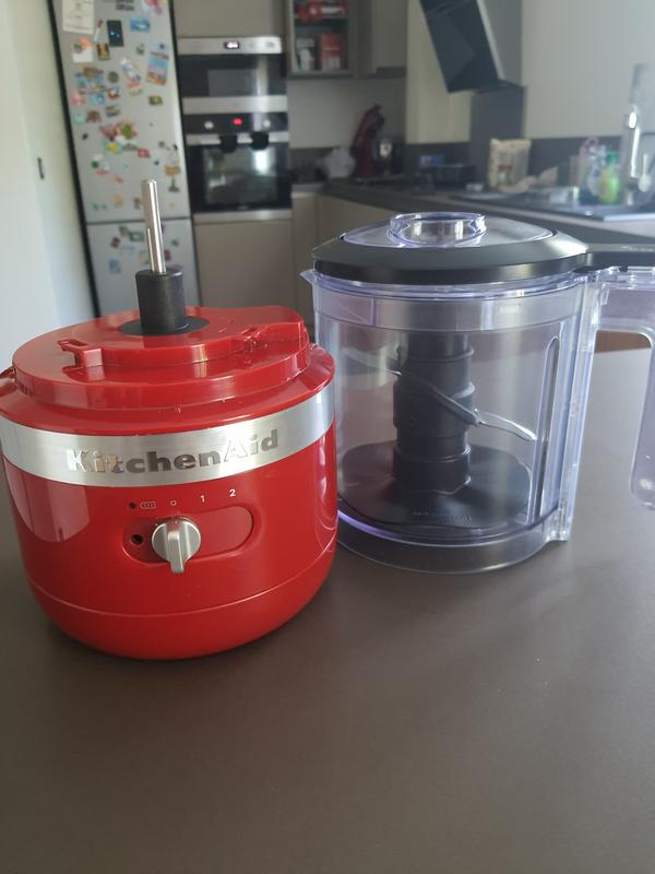 Test du hachoir sans fil KitchenAid Go : libérez-vous du câble d Test du hachoir sans fil KitchenAid Go : libérez-vous du câble d