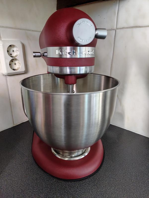 Mixer tilt-head 4.7L - Artisan Plus - Feather pink | KitchenAid UK