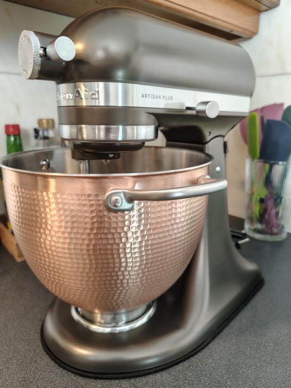 Mixer tilt-head 4.7L - Artisan Plus - Feather pink | KitchenAid UK
