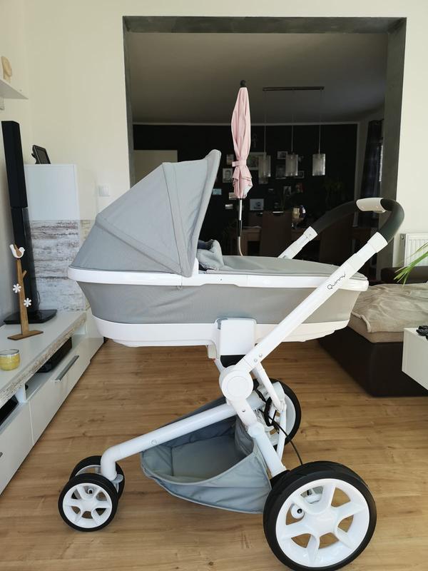 Poussette Quinny Moodd Pink Passion Quinny :  ,babyhouse,baby house, BABYHOUSE,BABY HOUUSE,vente  articles pour bébé et livraison pour tout europe,belgiq